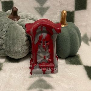 Candy Corn- Handcrafted Olive’s Candles Holloween Shaped Wax Melt.